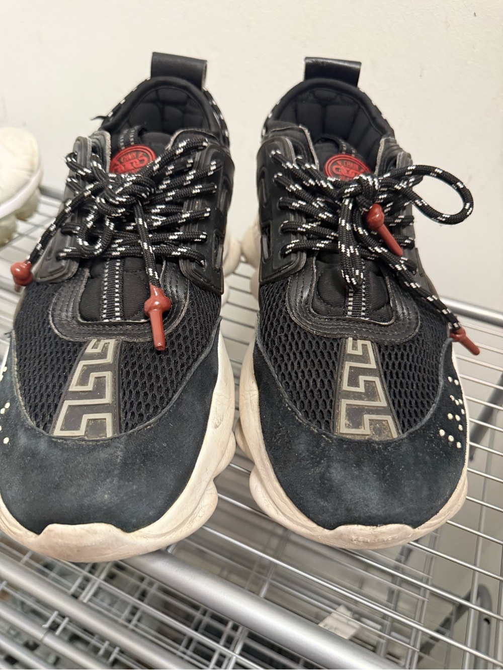 Black Men’s Athletic Sneakers with Geometric Trim